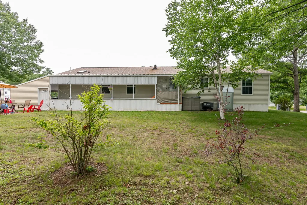 3 Falkland Lane Rochester NH 03867