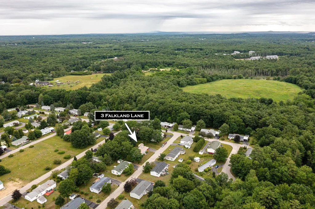 3 Falkland Lane Rochester NH 03867