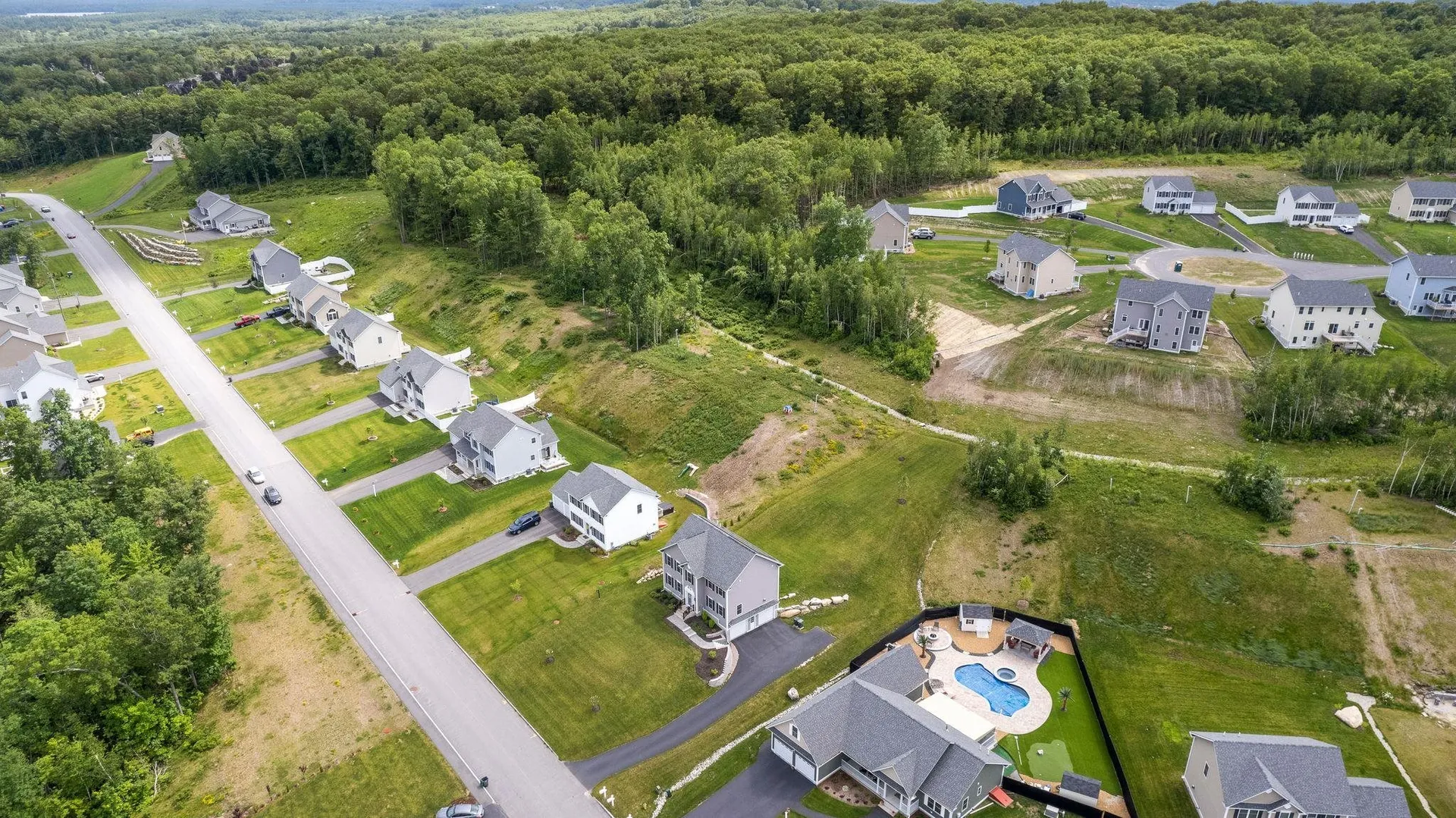 159 Brookview Drive Hooksett NH 03106