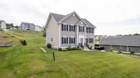 159 Brookview Drive Hooksett NH 03106
