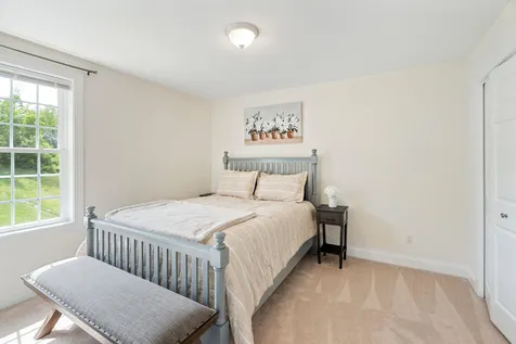 159 Brookview Drive Hooksett NH 03106