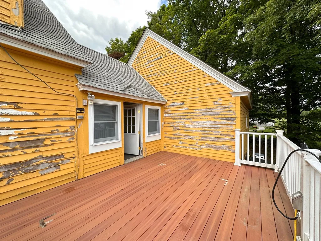 464 Josiah Bartlett Road Concord NH 03301