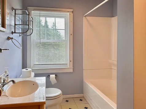464 Josiah Bartlett Road Concord NH 03301