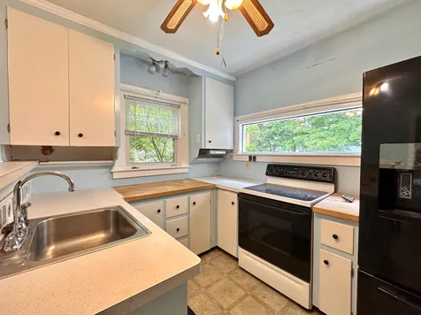 464 Josiah Bartlett Road Concord NH 03301