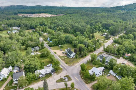 16 Chinook Trail Tamworth NH 03886