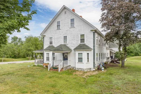 16 Chinook Trail Tamworth NH 03886