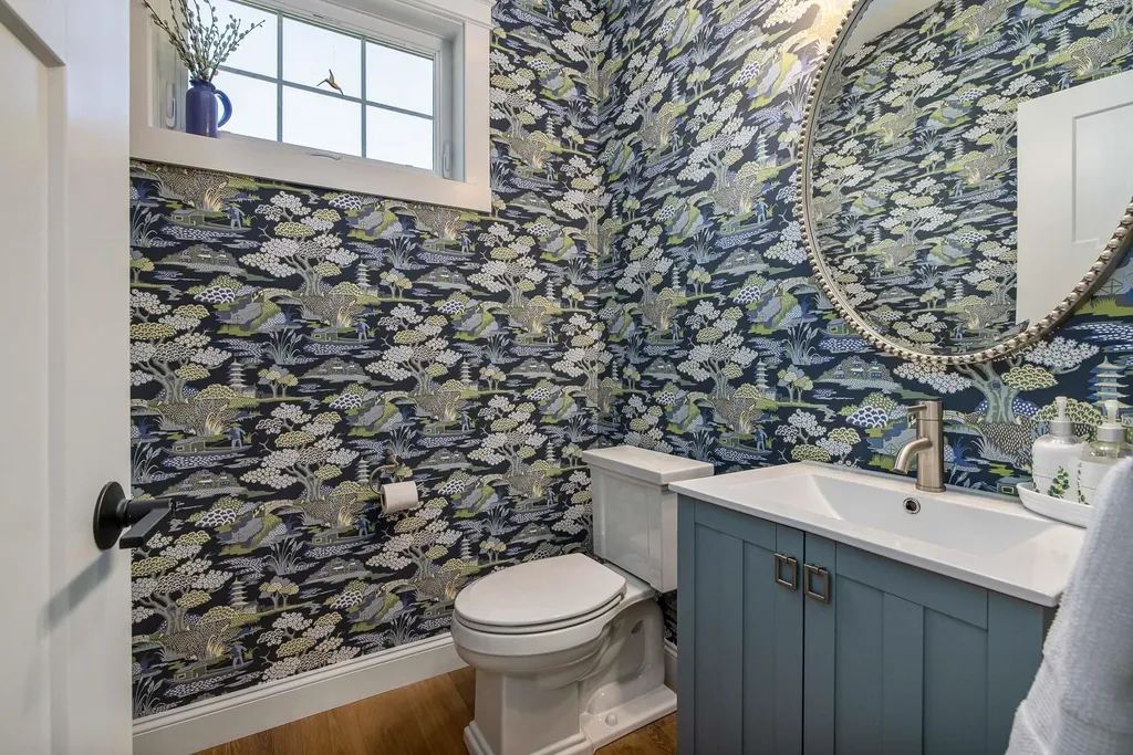 1163 Sagamore Avenue Portsmouth NH 03801