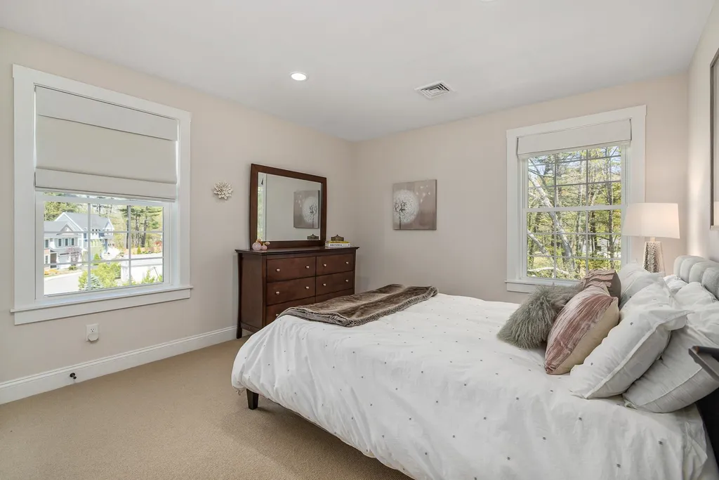 1163 Sagamore Avenue Portsmouth NH 03801