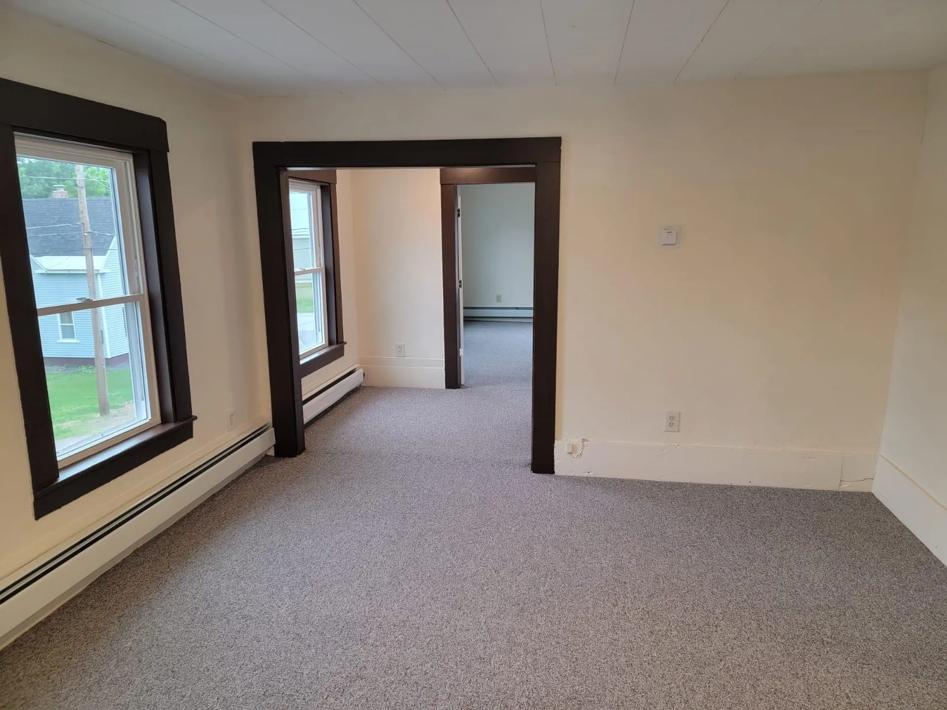 10 Dyer Street Laconia NH 03246