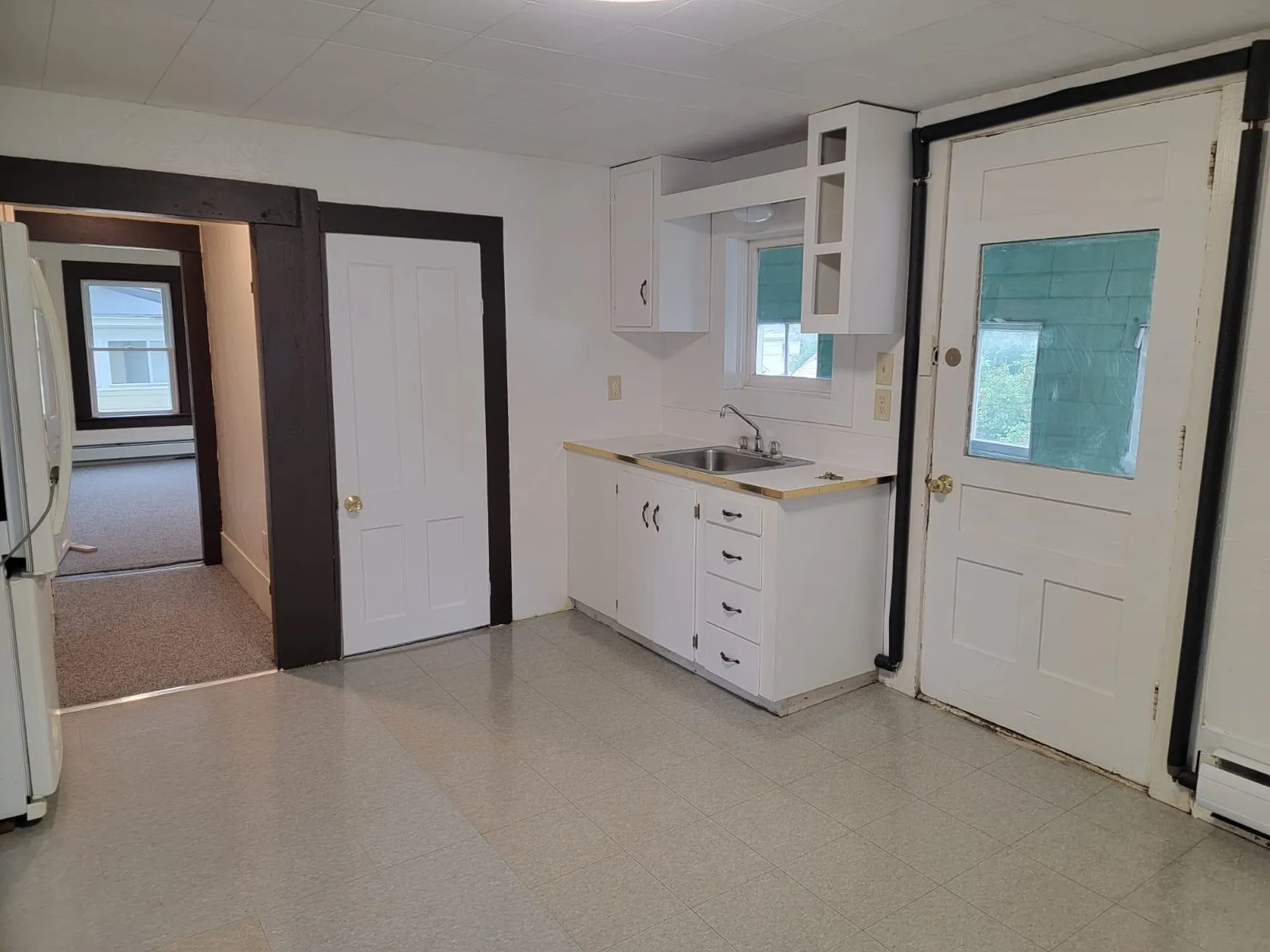 10 Dyer Street Laconia NH 03246