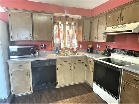 7 Harrison Avenue Rochester NH 03867