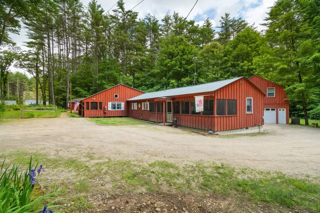 51 Foss Flats Road Sandwich NH 03259