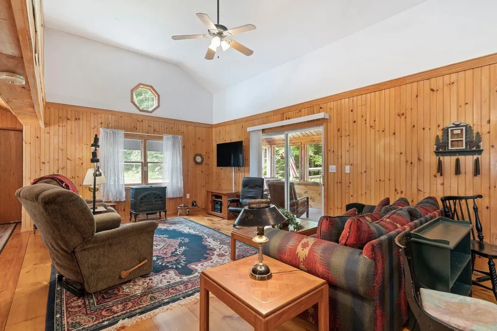 51 Foss Flats Road Sandwich NH 03259