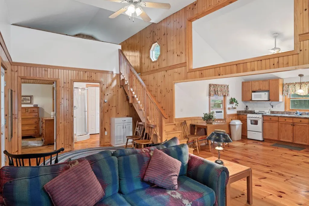 51 Foss Flats Road Sandwich NH 03259