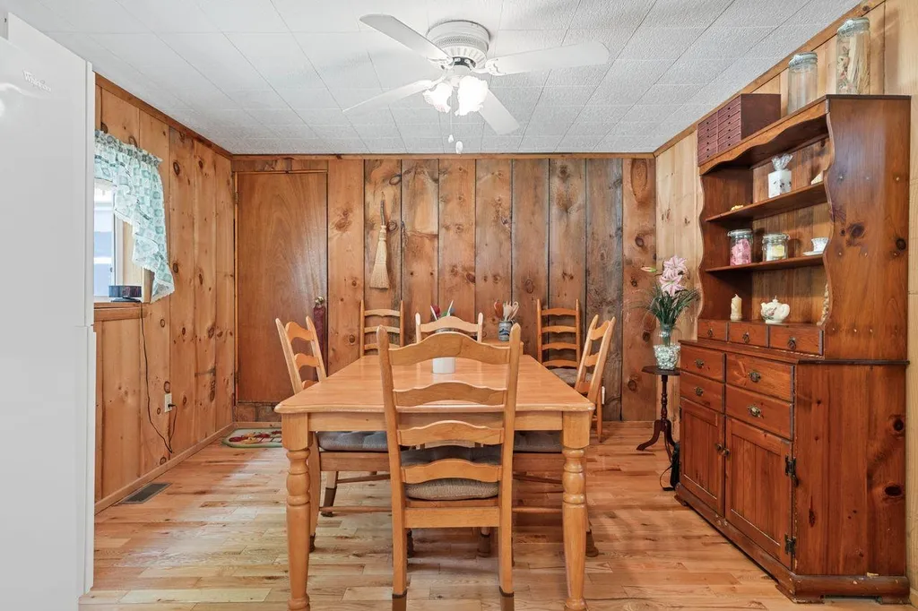 51 Foss Flats Road Sandwich NH 03259