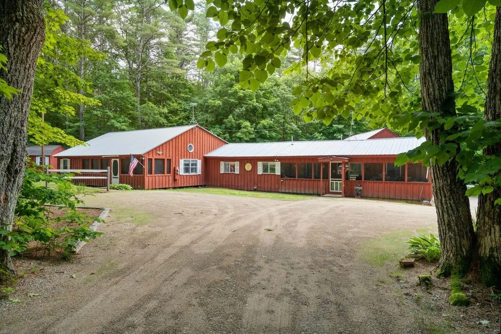 51 Foss Flats Road Sandwich NH 03259