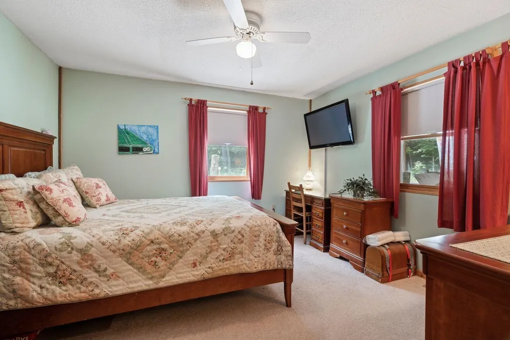 51 Foss Flats Road Sandwich NH 03259