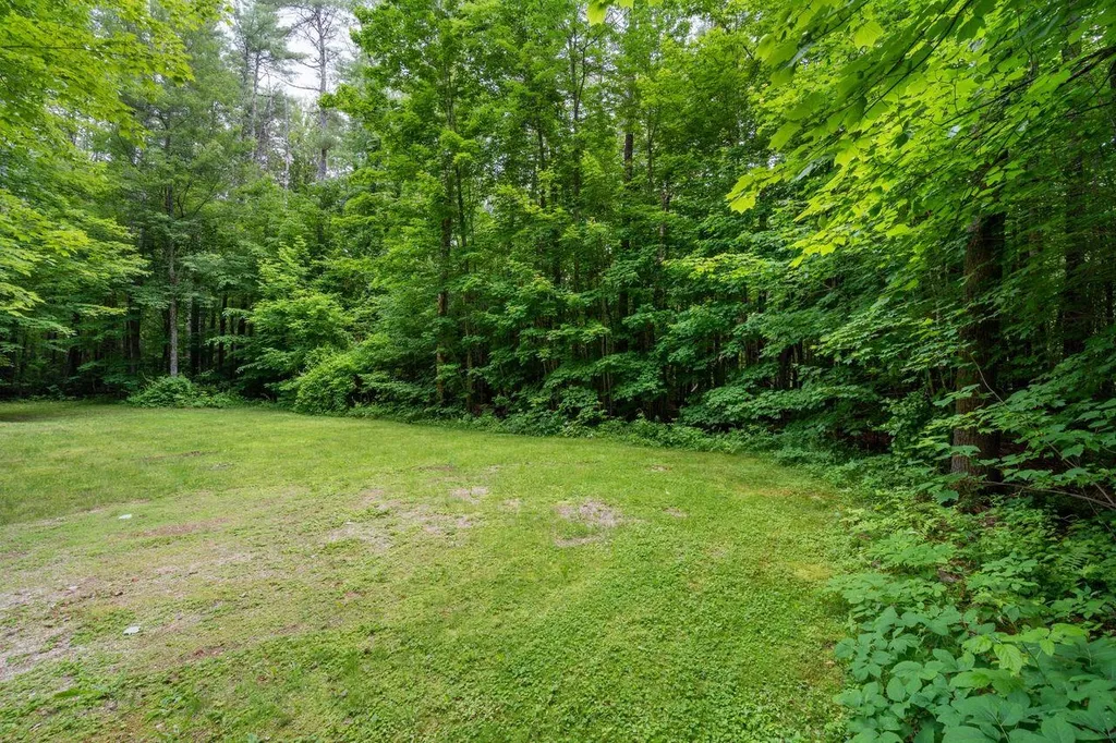51 Foss Flats Road Sandwich NH 03259