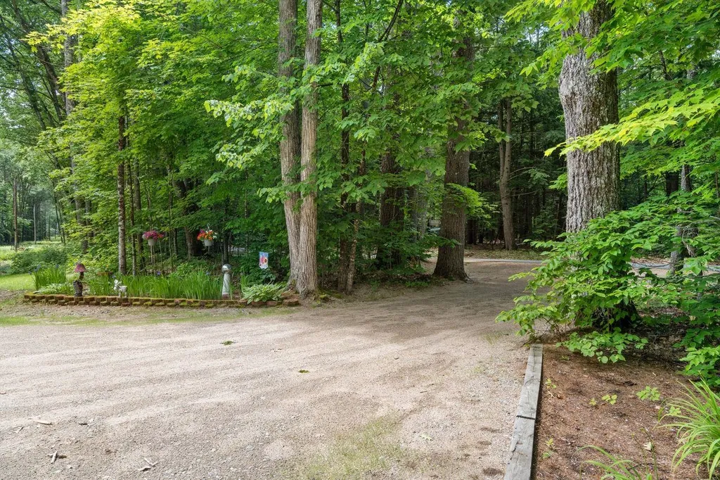 51 Foss Flats Road Sandwich NH 03259