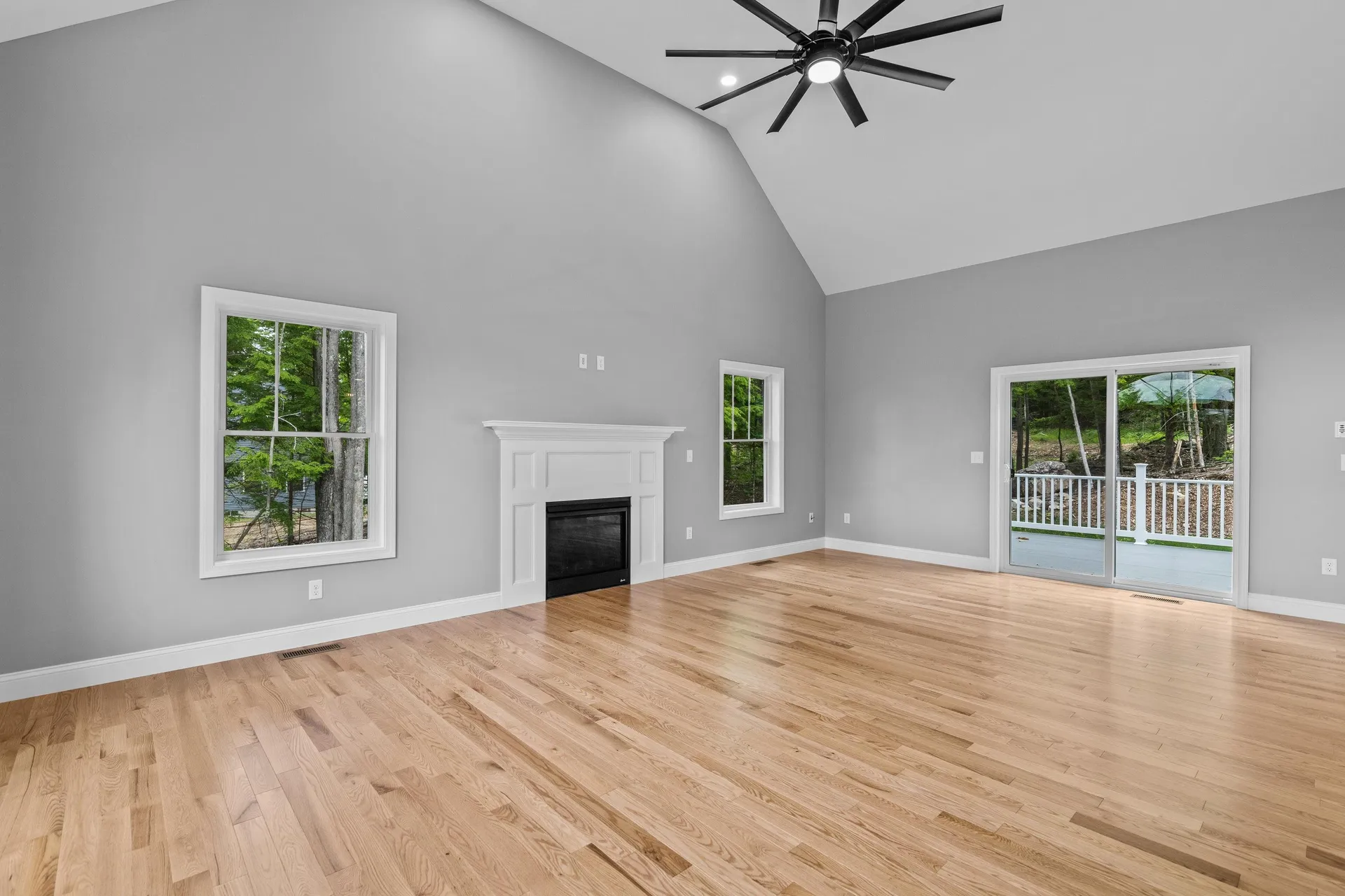 308 Montelona Road Goffstown NH 03045