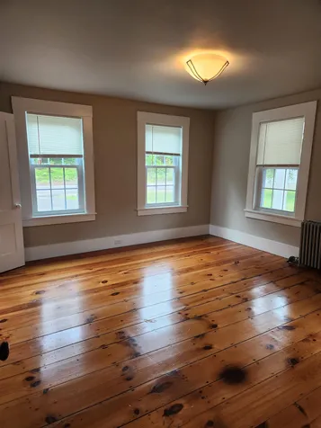 5 Gile Road Raymond NH 03077