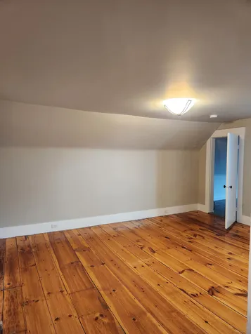5 Gile Road Raymond NH 03077