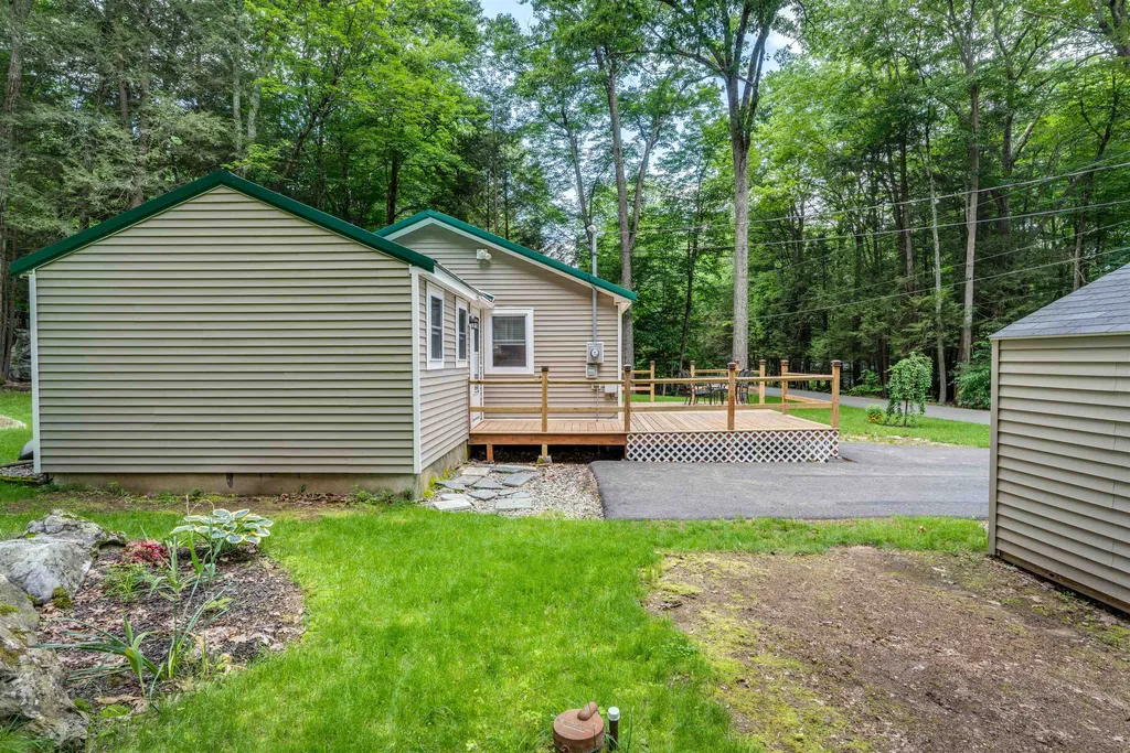 17 Merlin Road Farmington NH 03835