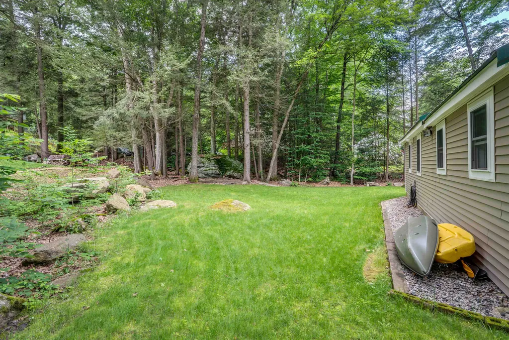 17 Merlin Road Farmington NH 03835