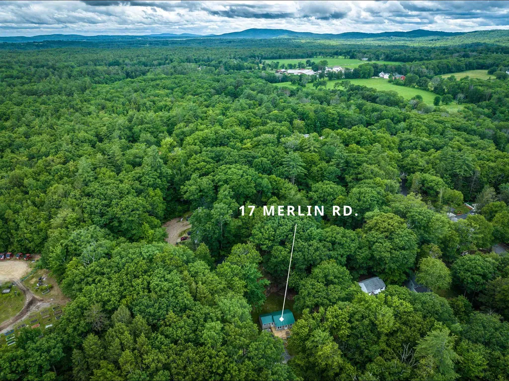 17 Merlin Road Farmington NH 03835