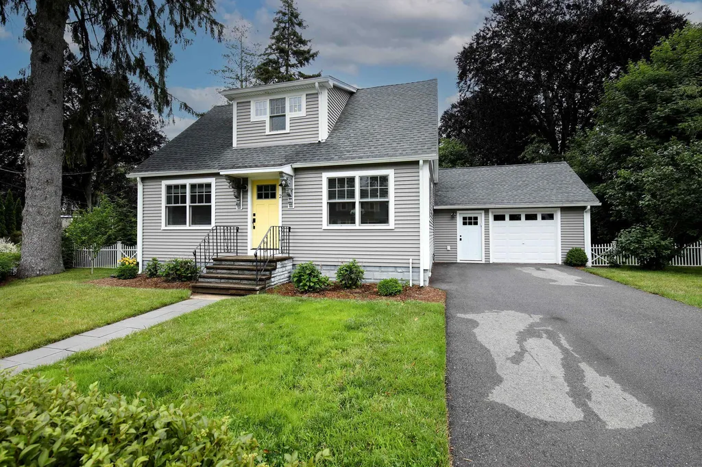 2 Fairview Drive Portsmouth NH 03801