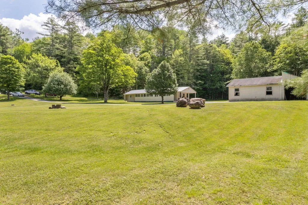 82 West Pass Road Cornish NH 03745
