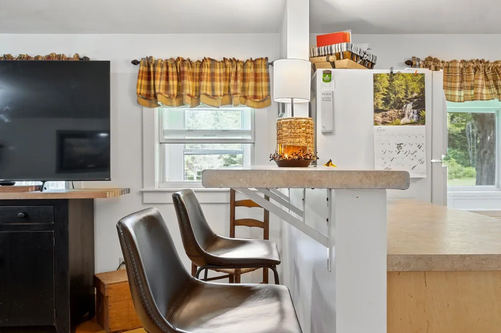 82 West Pass Road Cornish NH 03745