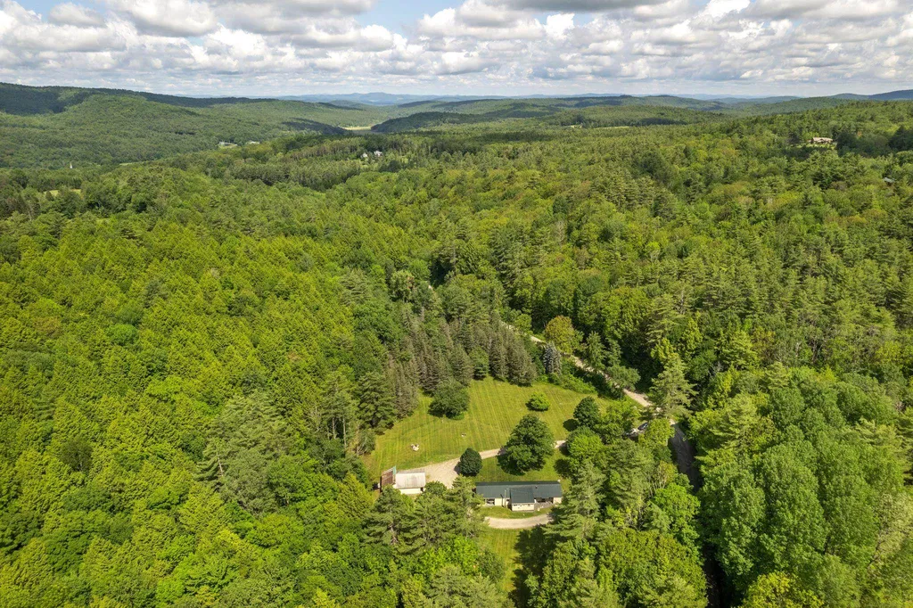 82 West Pass Road Cornish NH 03745