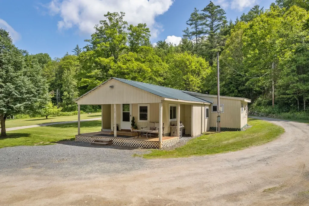 82 West Pass Road Cornish NH 03745