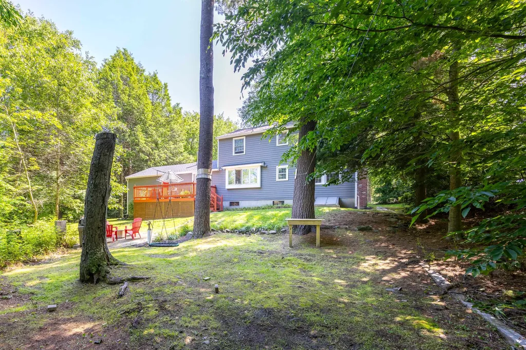 15 Kimberly Drive North Hampton NH 03862