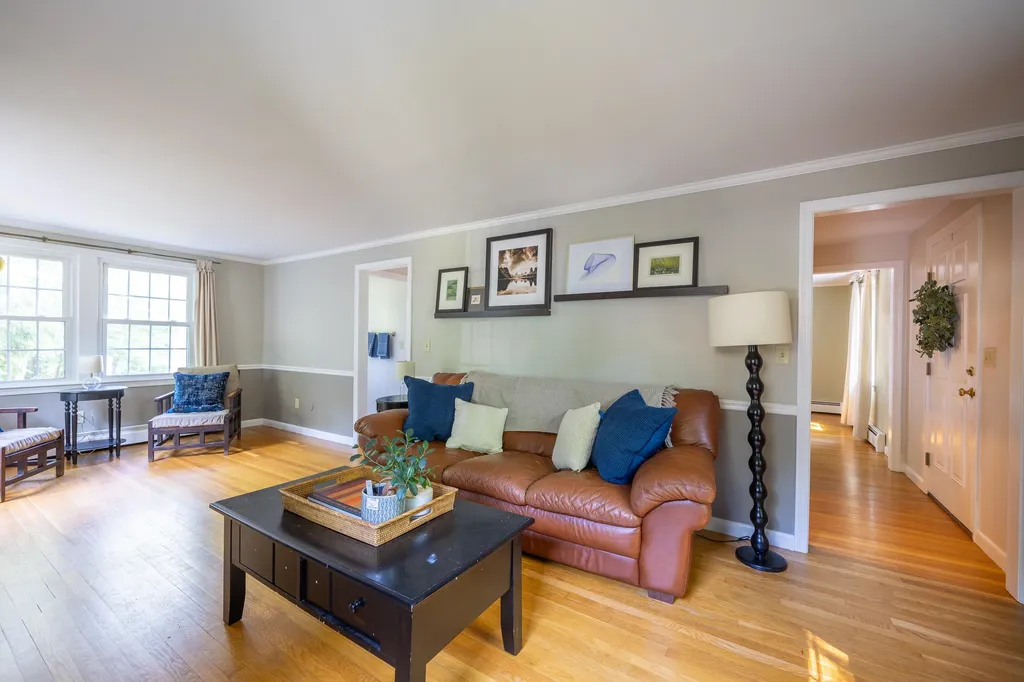 15 Kimberly Drive North Hampton NH 03862
