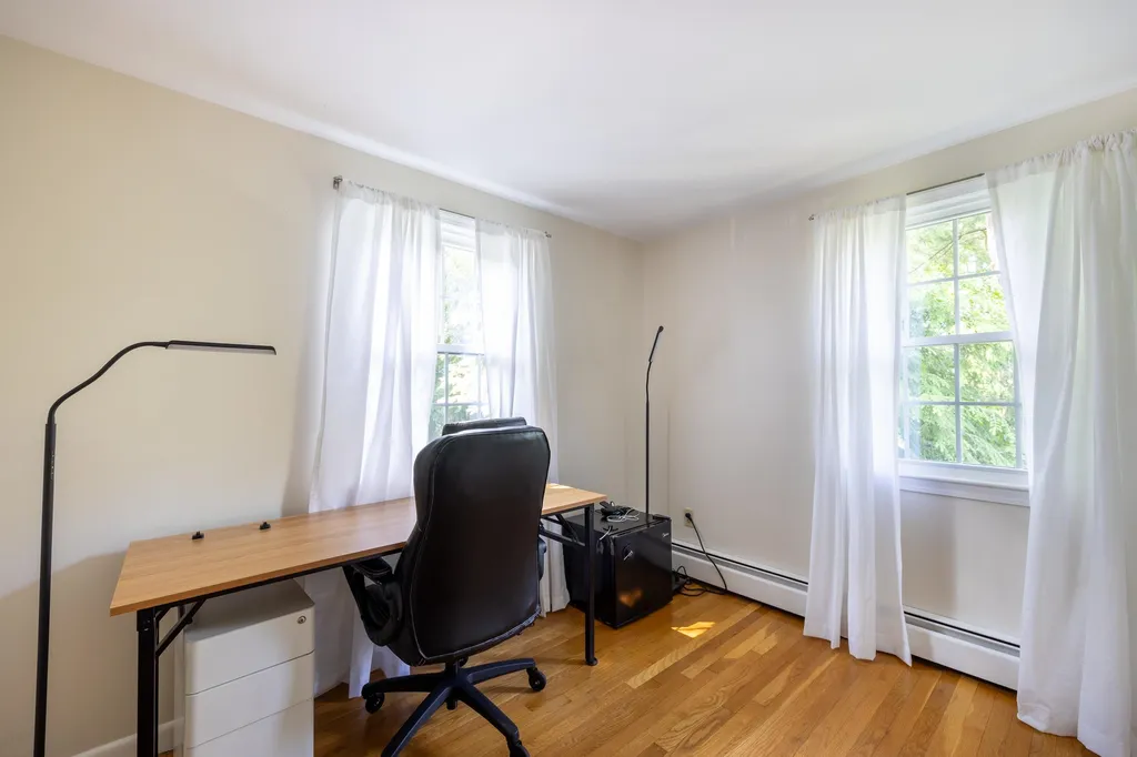 15 Kimberly Drive North Hampton NH 03862