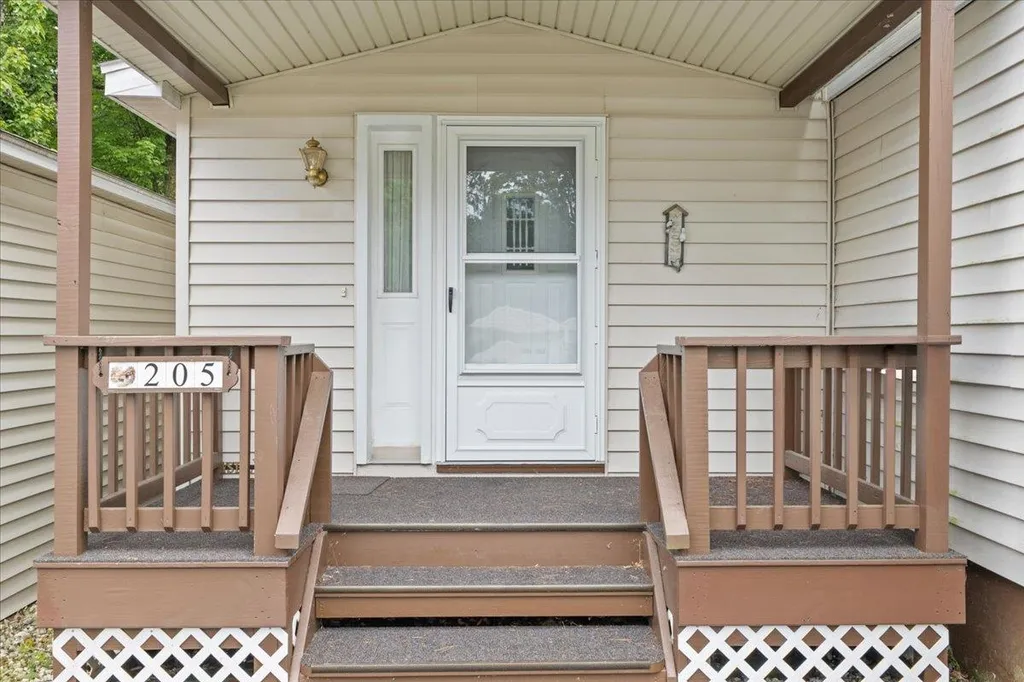 205 Stonehill Road Williston VT 05495