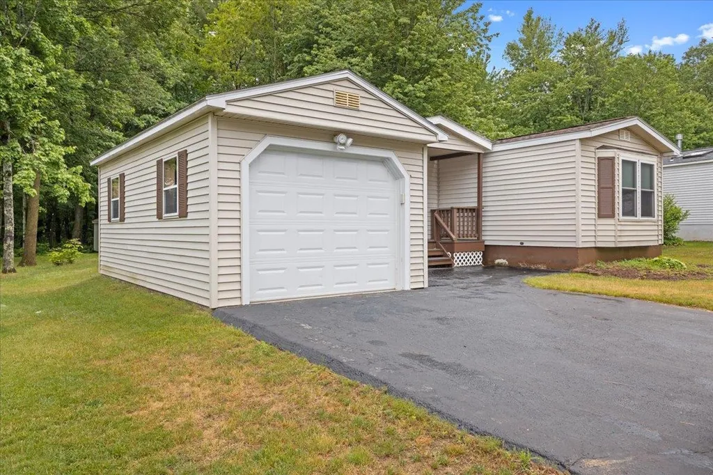205 Stonehill Road Williston VT 05495