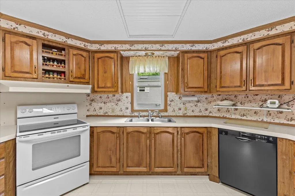205 Stonehill Road Williston VT 05495