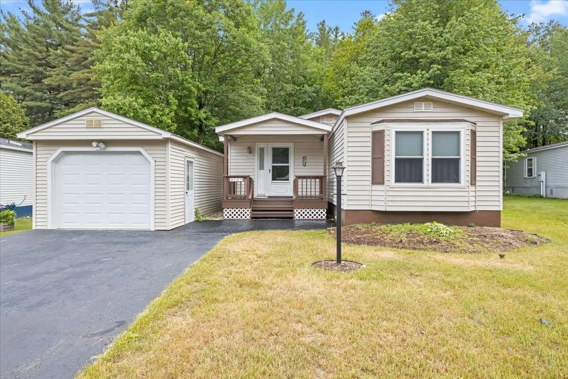 205 Stonehill Road Williston VT 05495