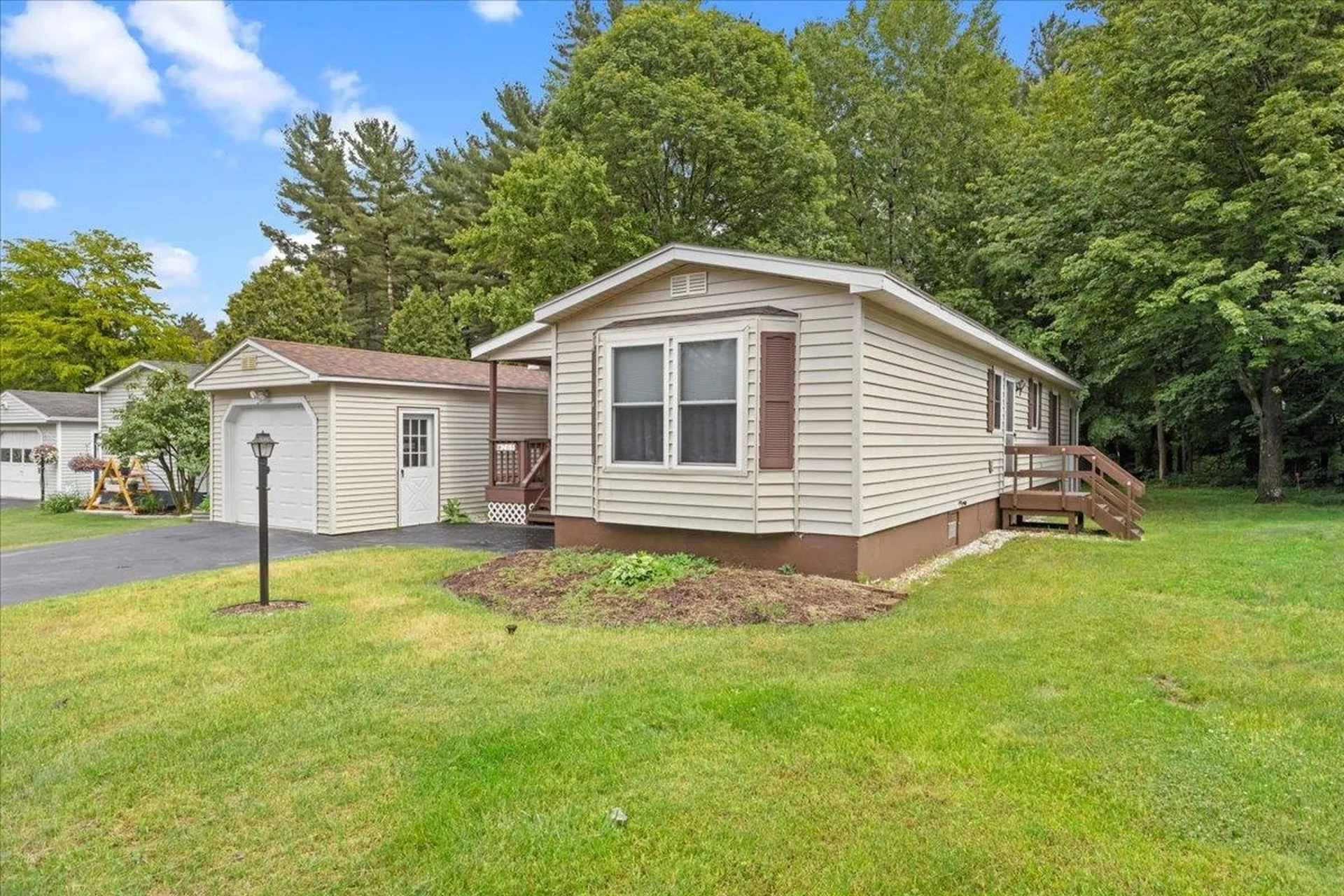 205 Stonehill Road Williston VT 05495