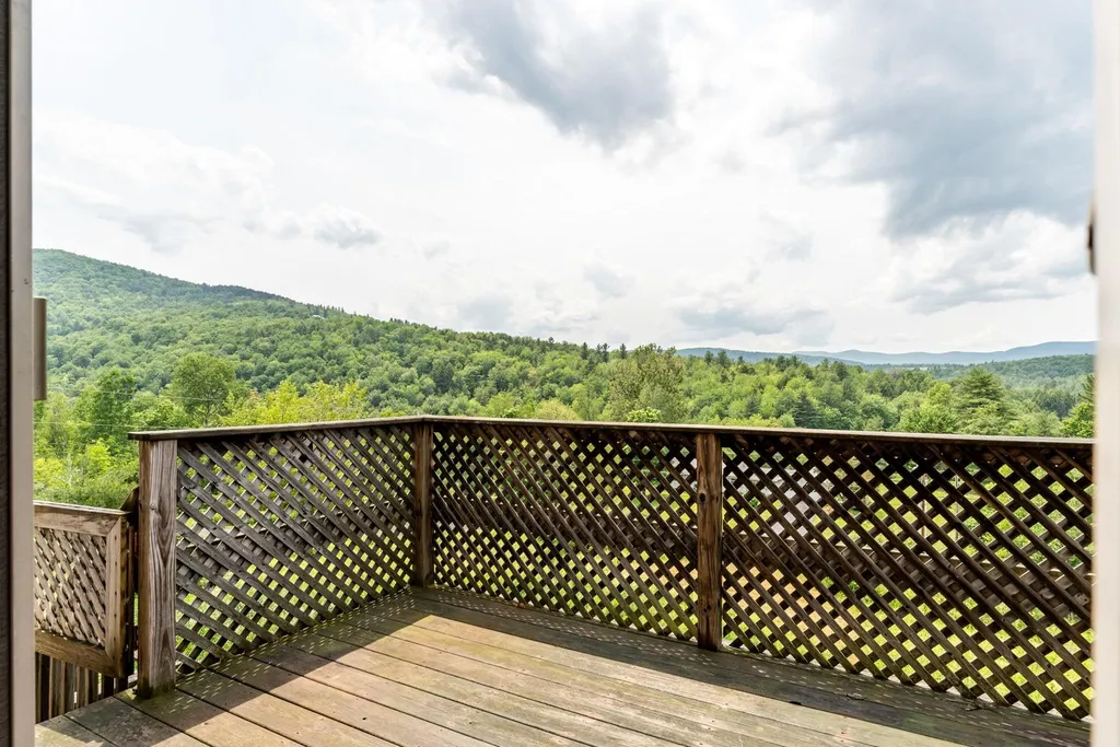 129 Honeysuckle Terrace Northfield VT 05663