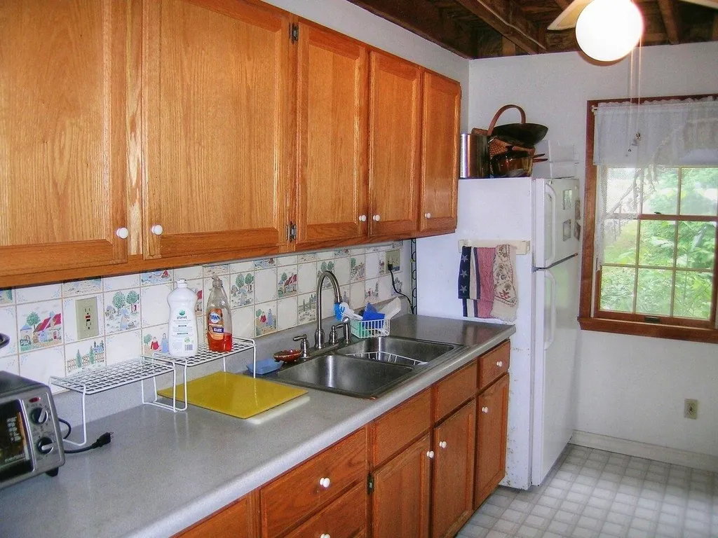 804 Tri-town Road Addison VT 05491