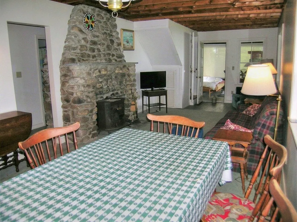 804 Tri-town Road Addison VT 05491