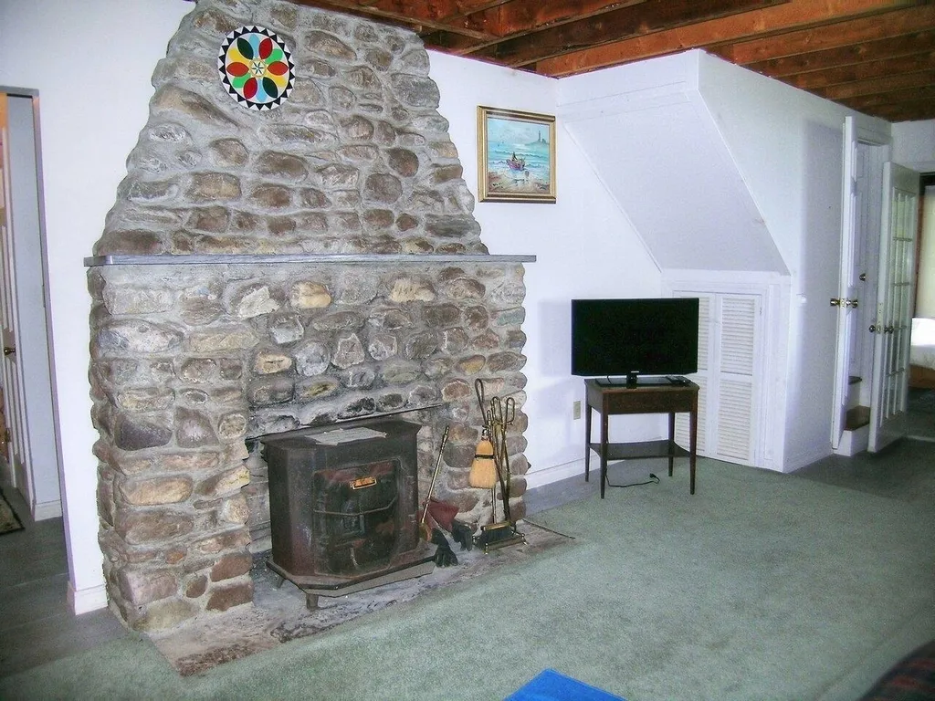 804 Tri-town Road Addison VT 05491