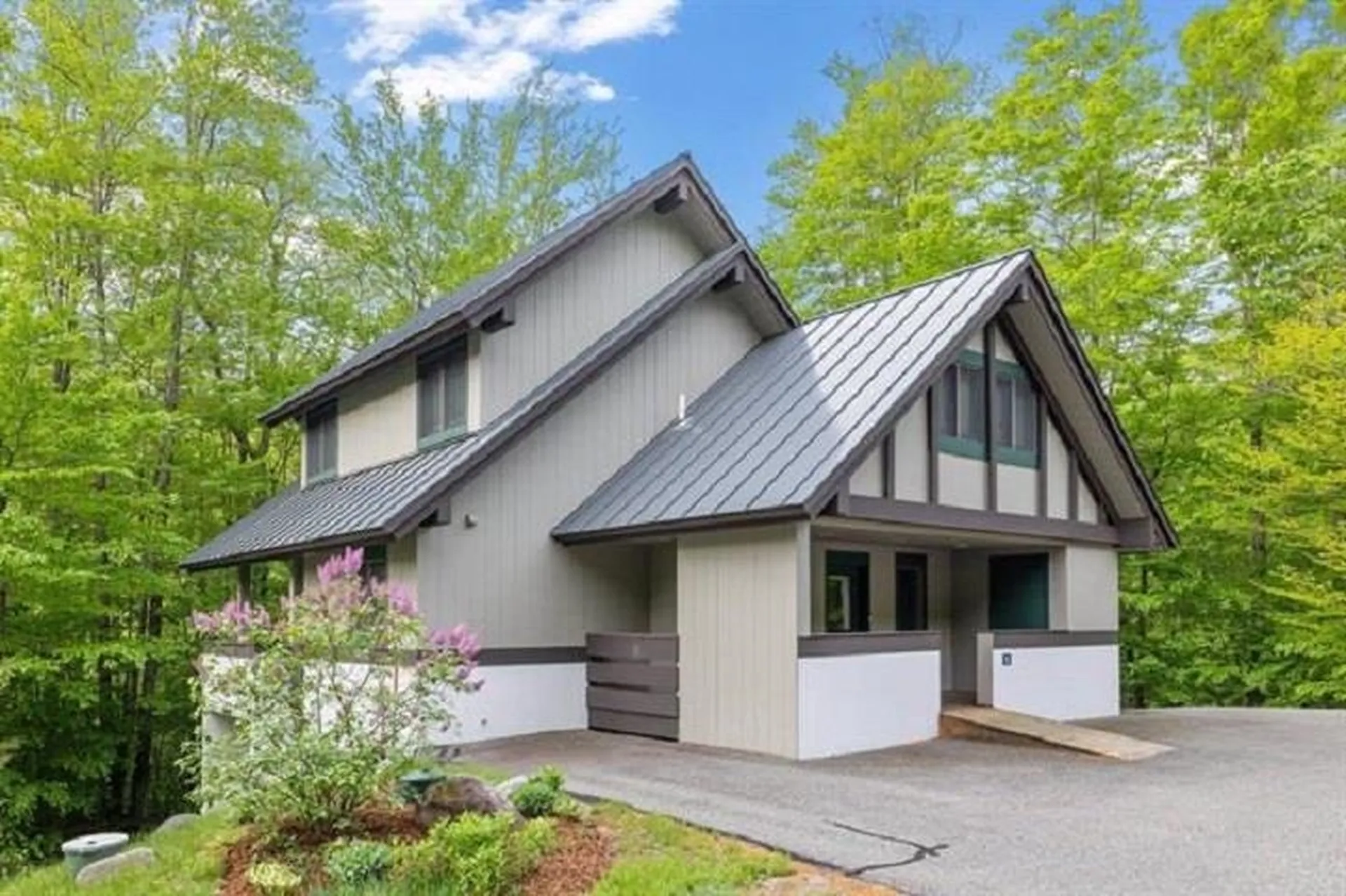 6 Blackberry Road Lincoln NH 03251