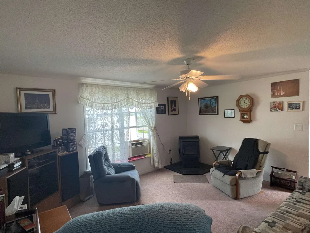56 Redington Street Littleton NH 03561