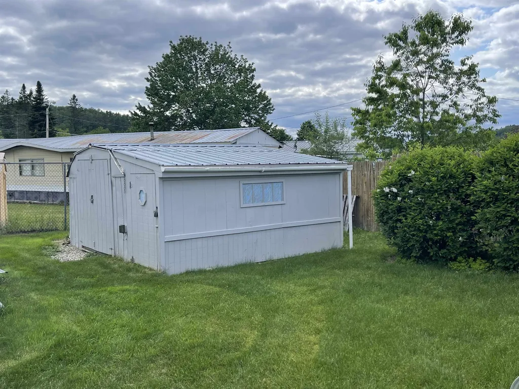 56 Redington Street Littleton NH 03561