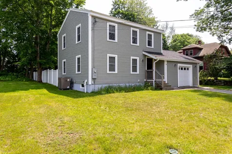 20 Dodge Street Rochester NH 03867